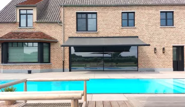 Waarom kiezen voor een zonneluifel van marktleider Brustor